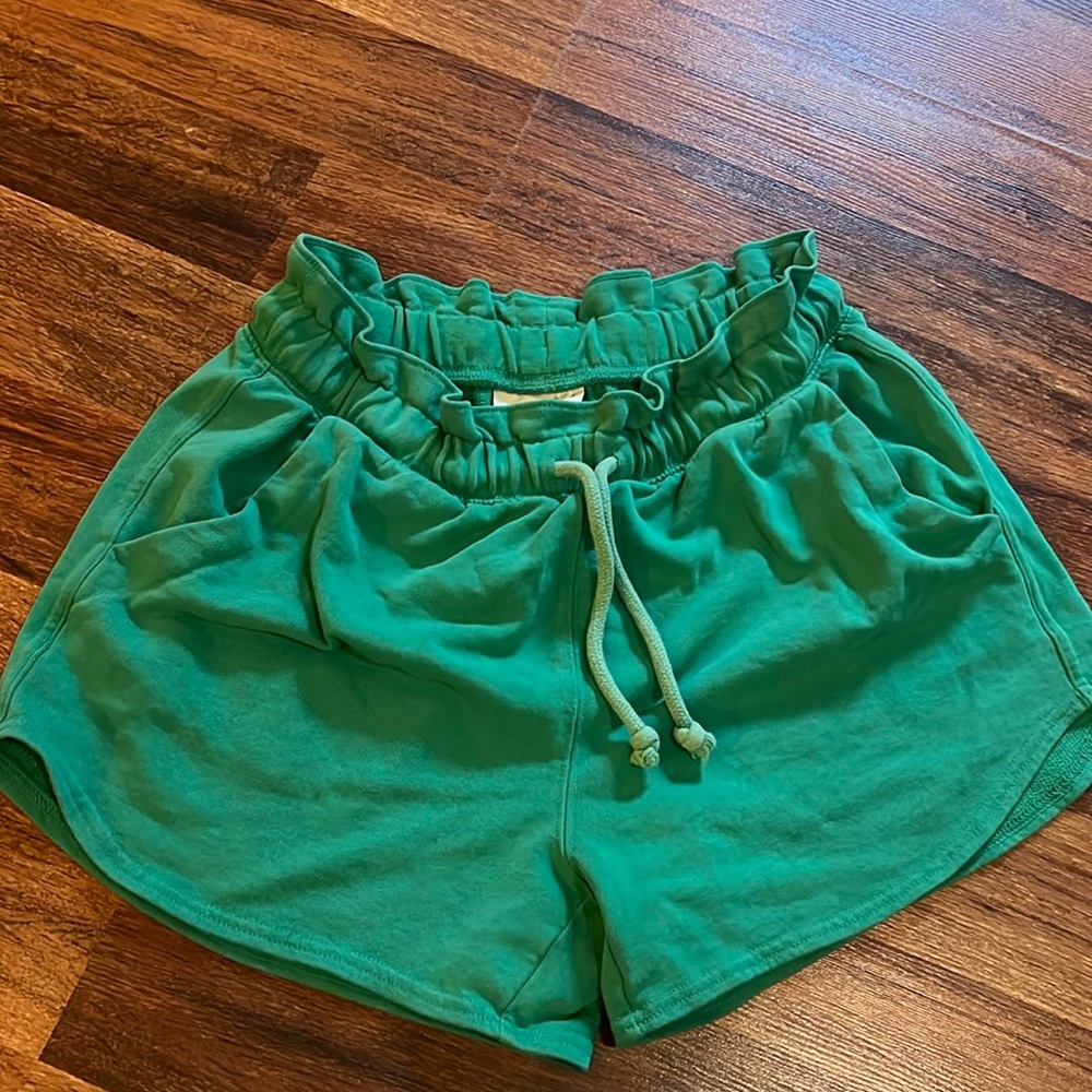 Women’s Shorts Small